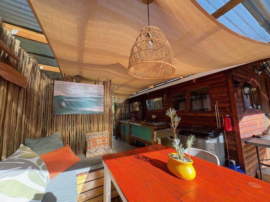 2 Bedroom Property for Sale in The Crags Western Cape